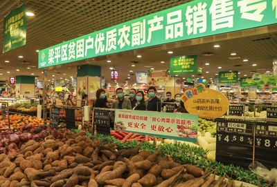川渝協同發展新篇章 忠縣供銷合作社赴梁平區考察交流，共探農副產品產銷合作新路徑